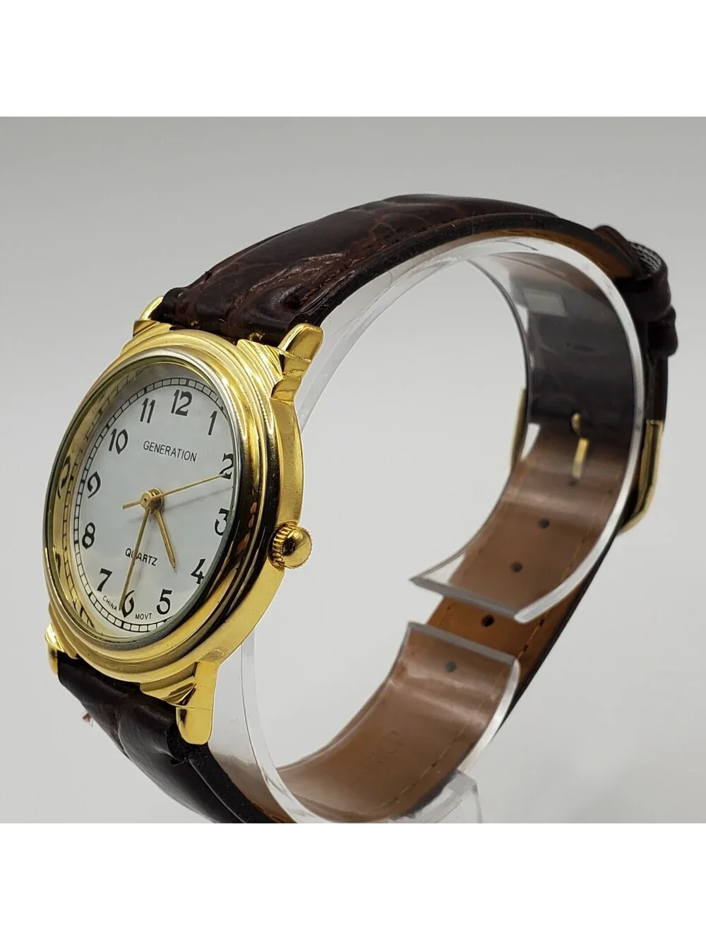 Generation Quartz Watch Women 31mm White Round Dial Gold Tone New Battery